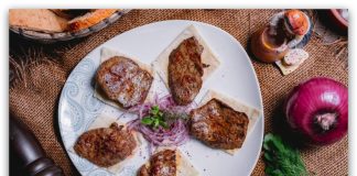 tortas de carnitas